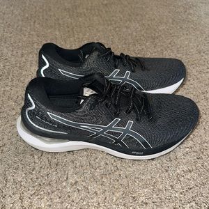 Women’s ASICS Gel Cumulus 24